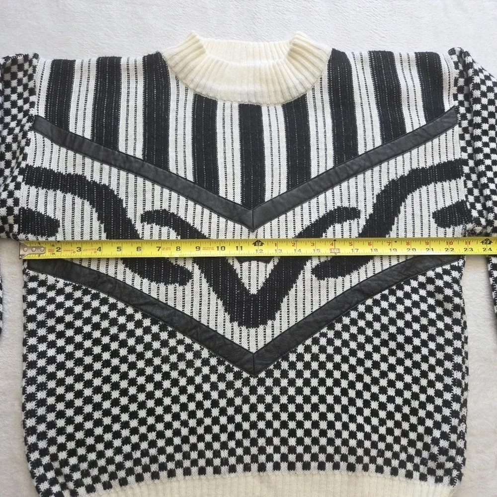 Vintage 80s Crewneck Sweater Acrylic Leather Knit Preppy Sweater‎ Womens Large